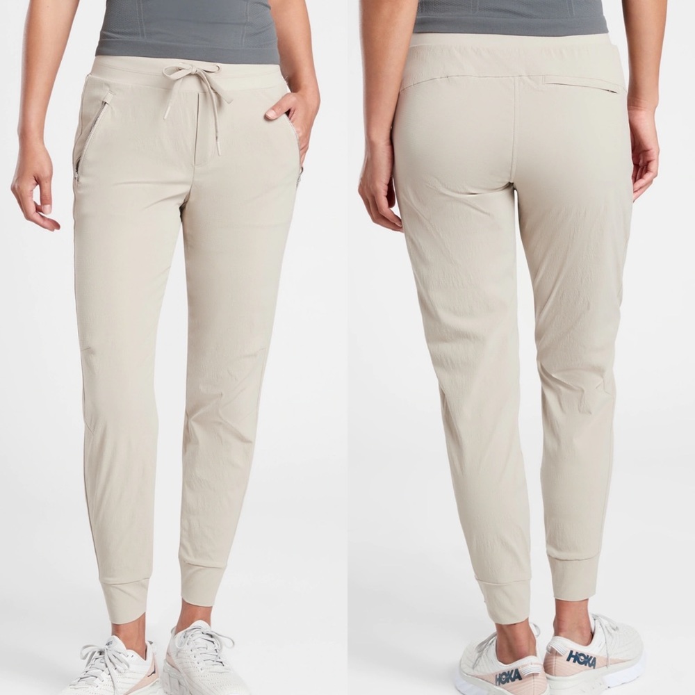 New Athleta Trekkie North Jogger Pants Sample